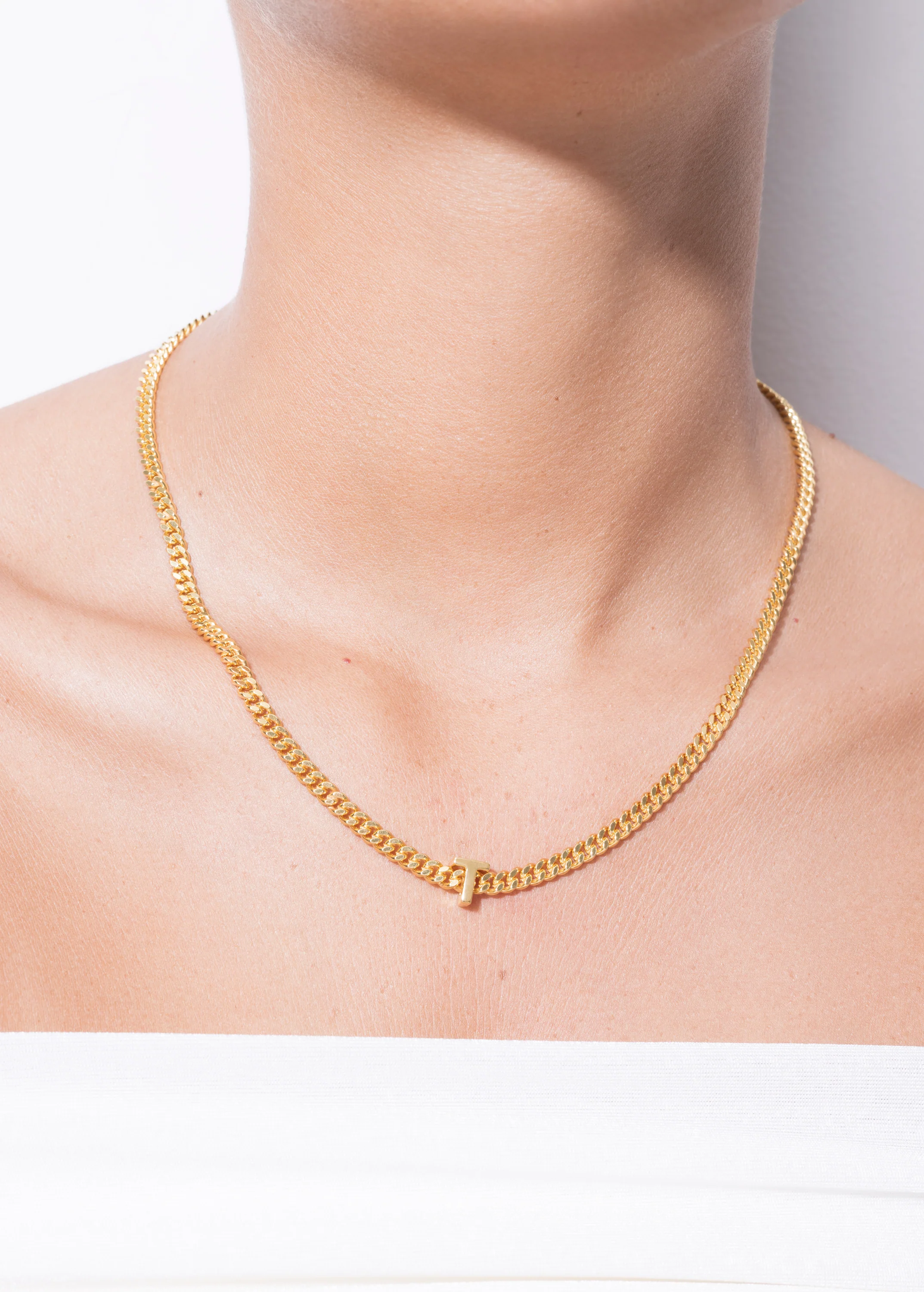 alphabet necklace with pendant T - Image 2