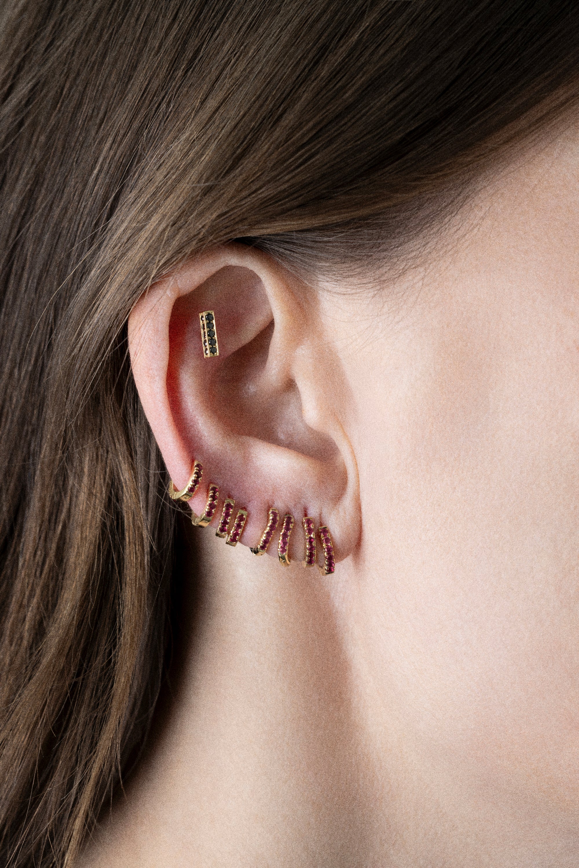 cate 5 mm hoop 18k rubi - Image 3