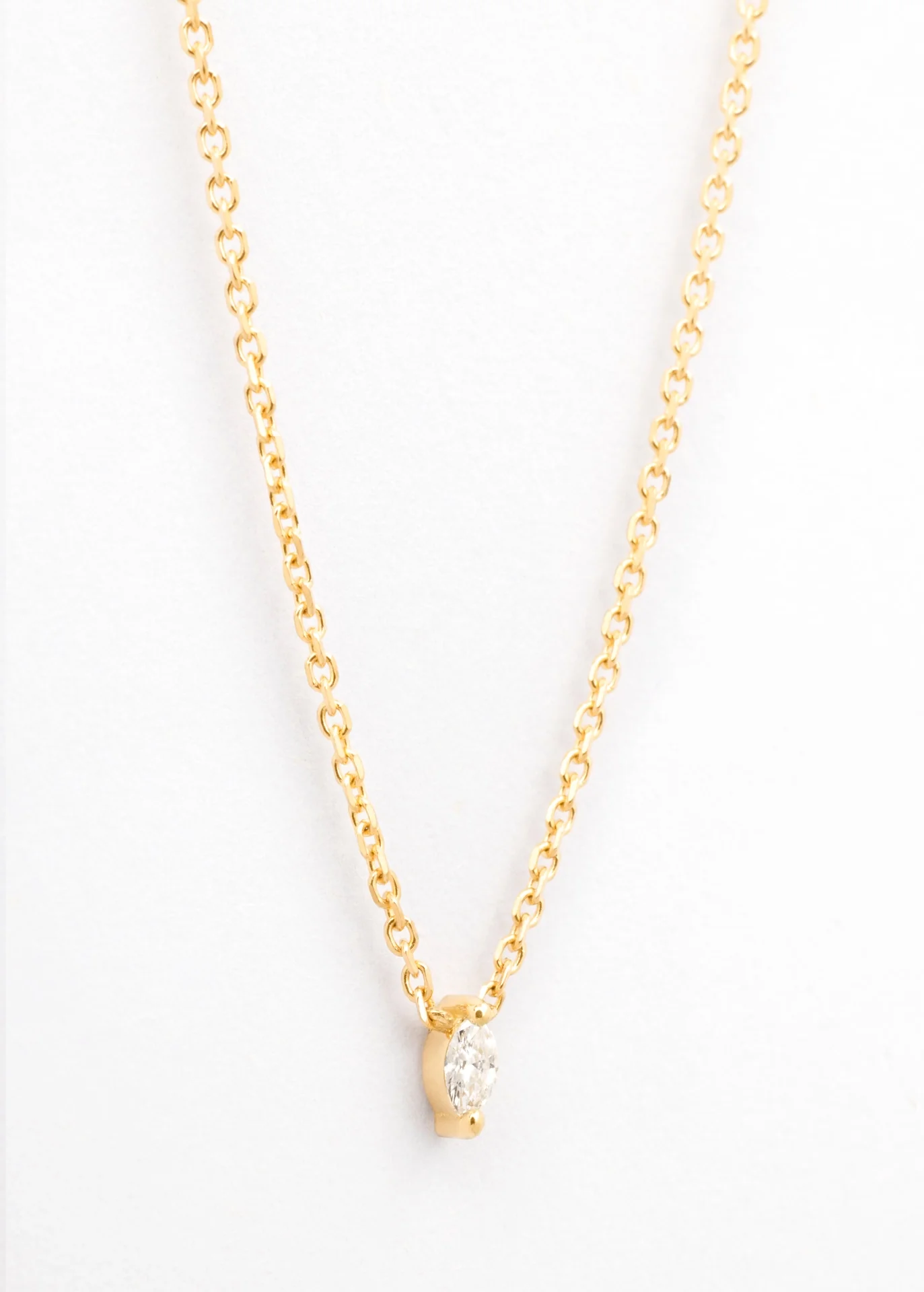 daphne 18k diamond necklace - Image 3