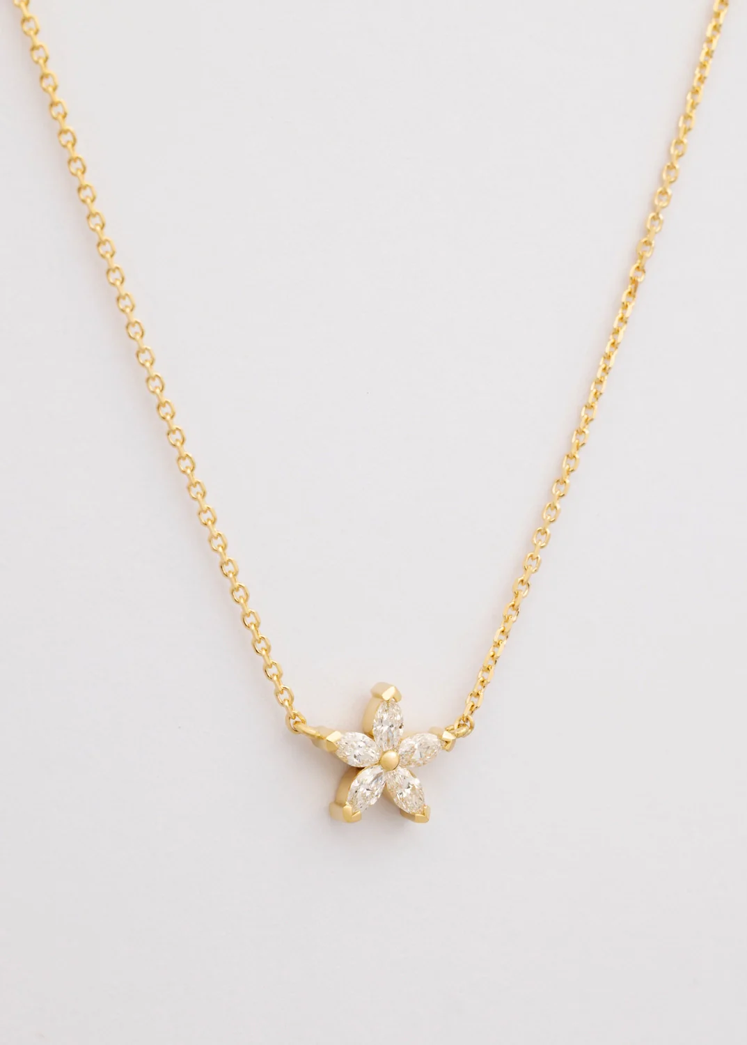 flower 18k diamonds necklace - Image 3