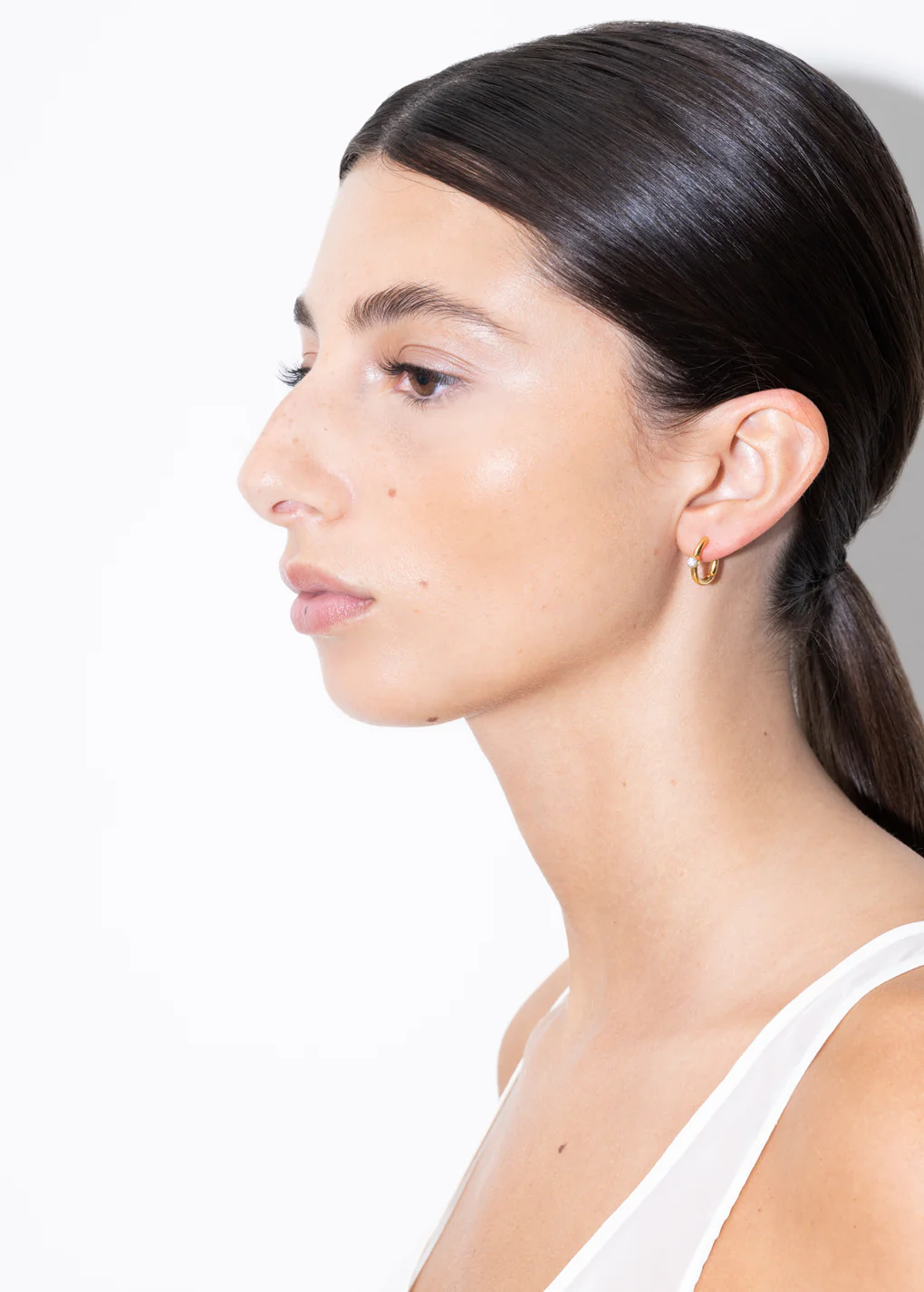 linda earrings hoops - Image 4