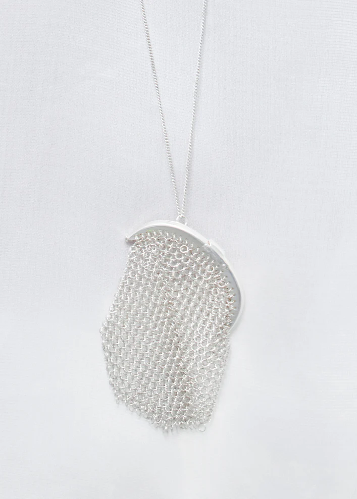 mesh wallet necklace - Image 4
