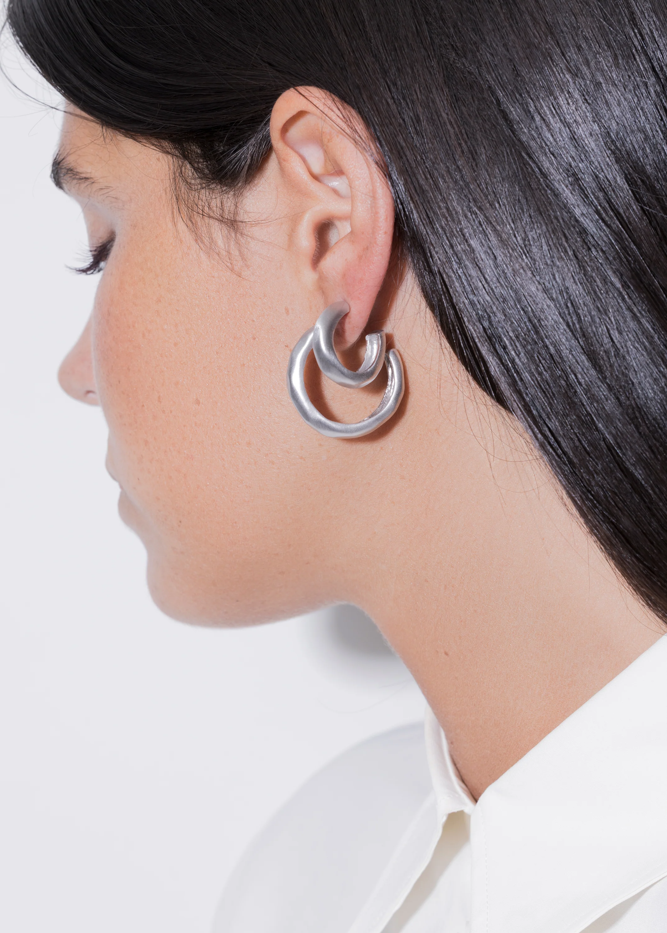 mini vera earrings - Image 3