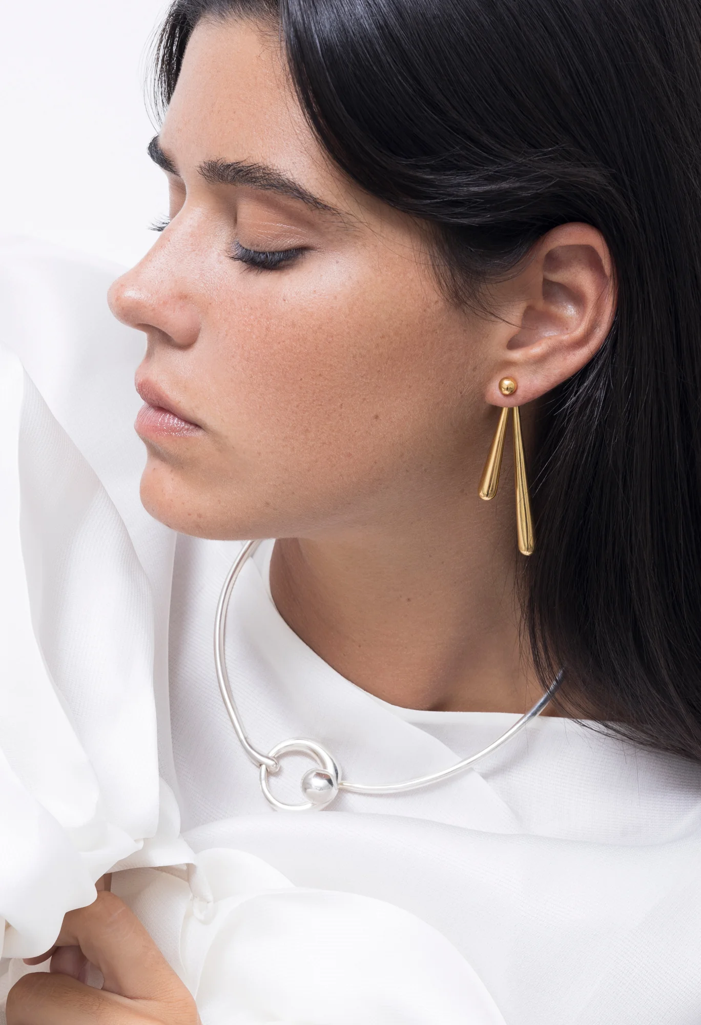 mini sade earrings - Image 5