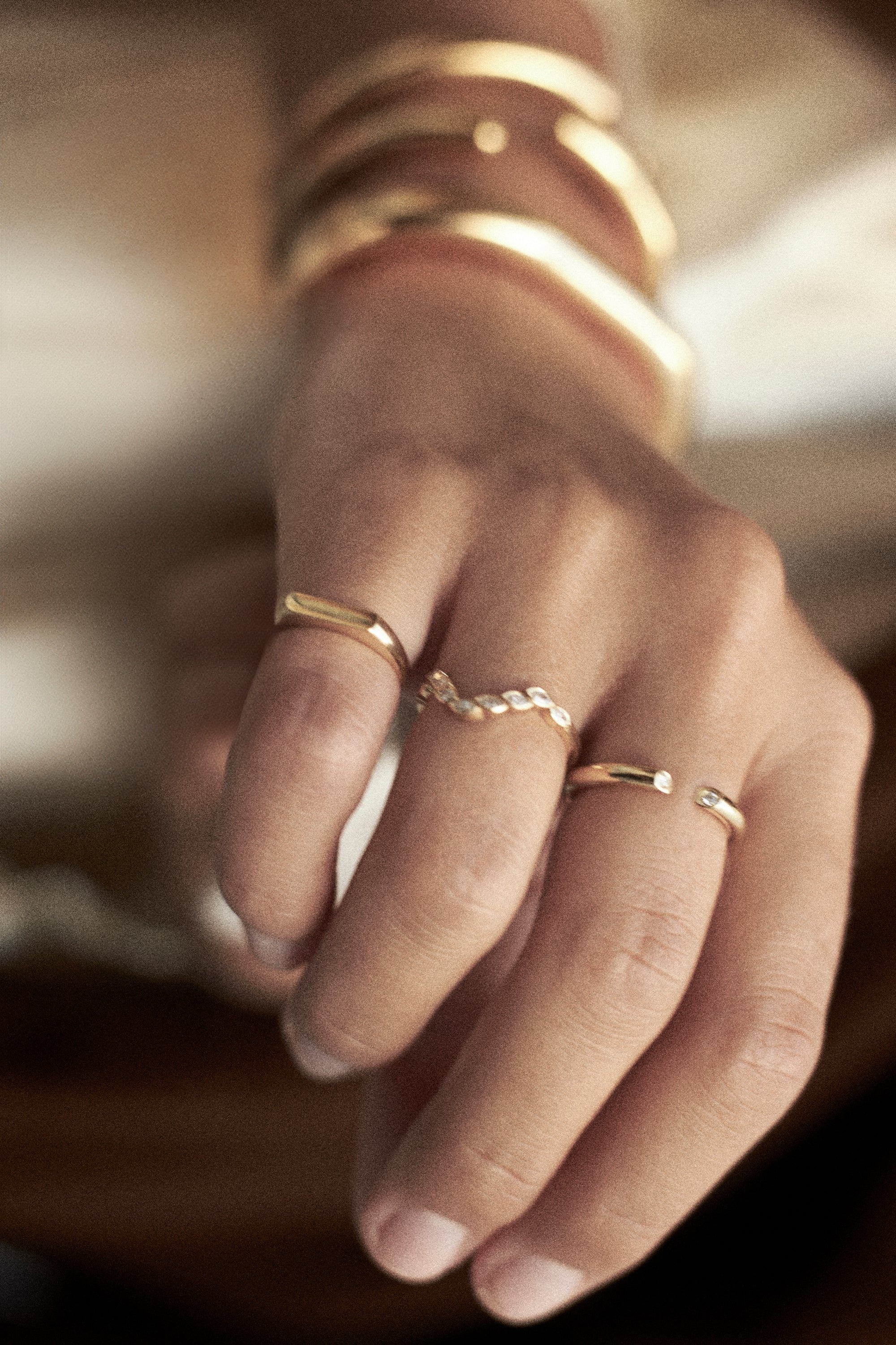 teresa ring 18k diamond - Image 6
