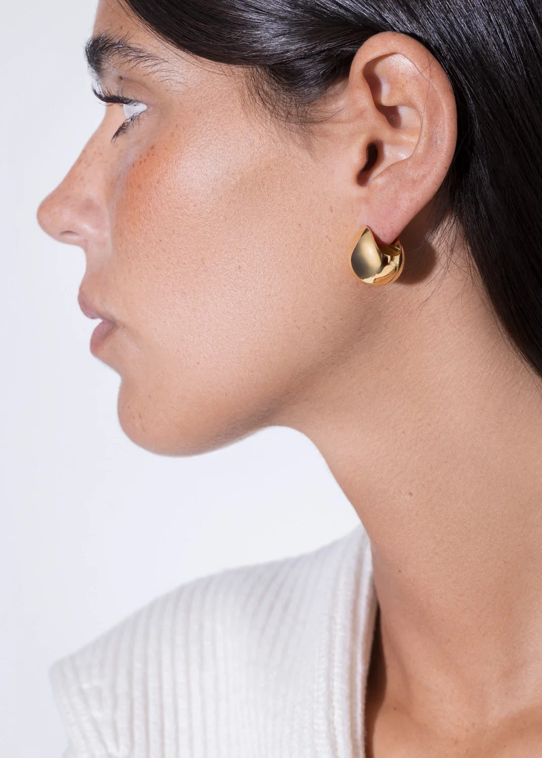 Tomo Teardrop Earrings - Image 4