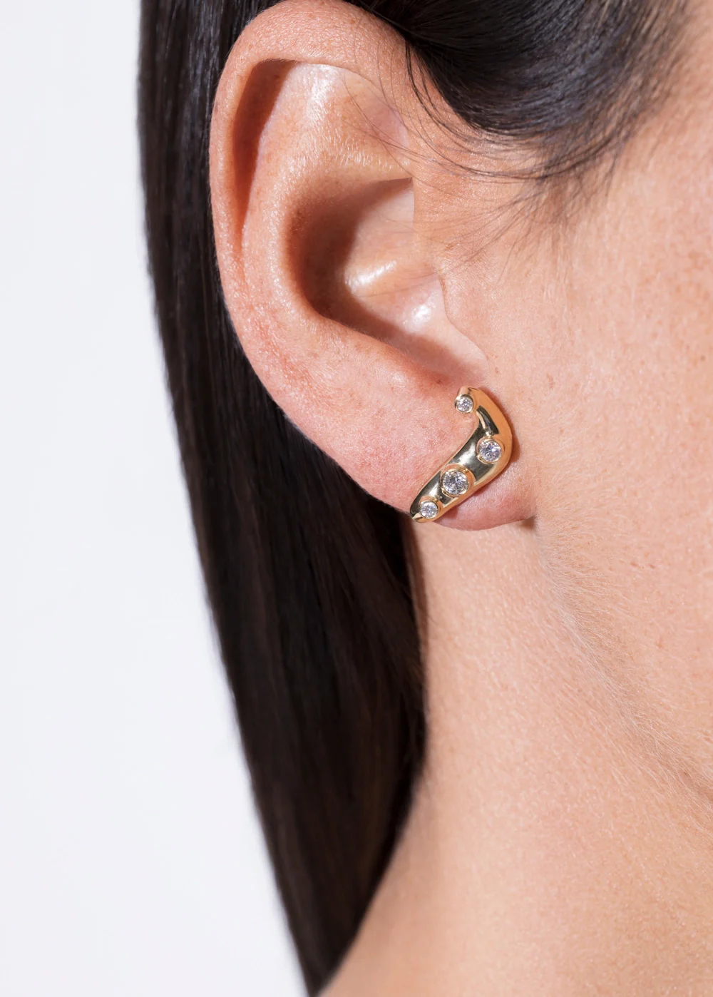 unending 18k diamond earrings - Image 4